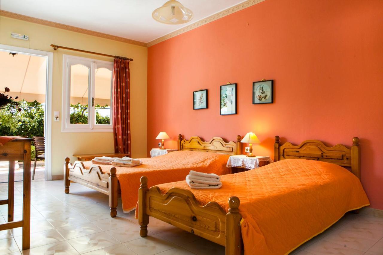 Tzivras Villa & Apartments Lassi  Cameră foto