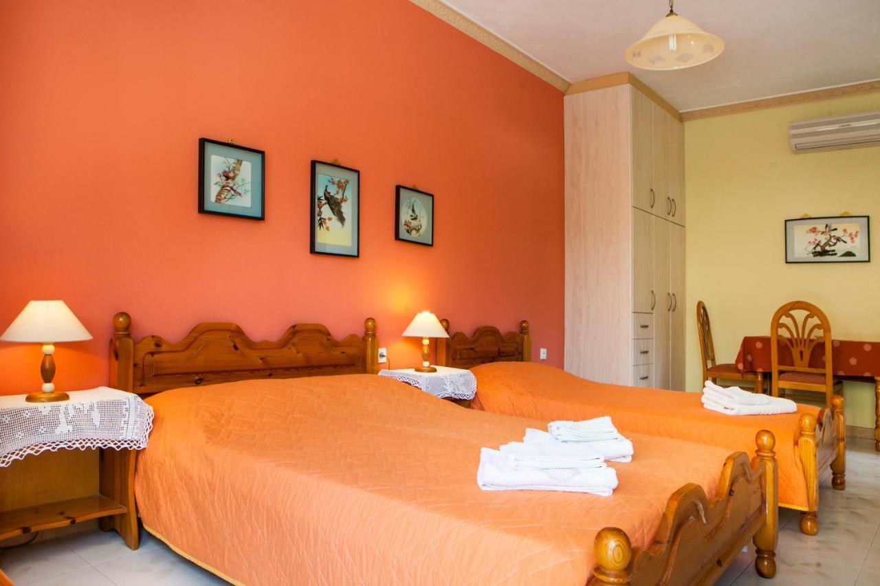 Tzivras Villa & Apartments Lassi  Cameră foto