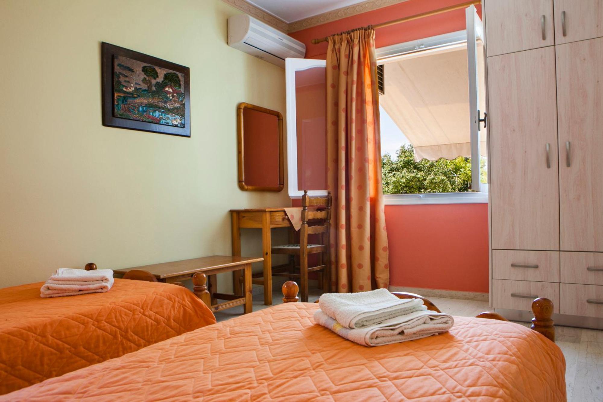 Tzivras Villa & Apartments Lassi  Cameră foto