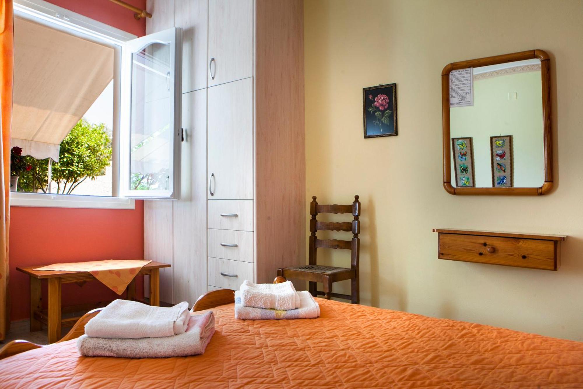 Tzivras Villa & Apartments Lassi  Cameră foto